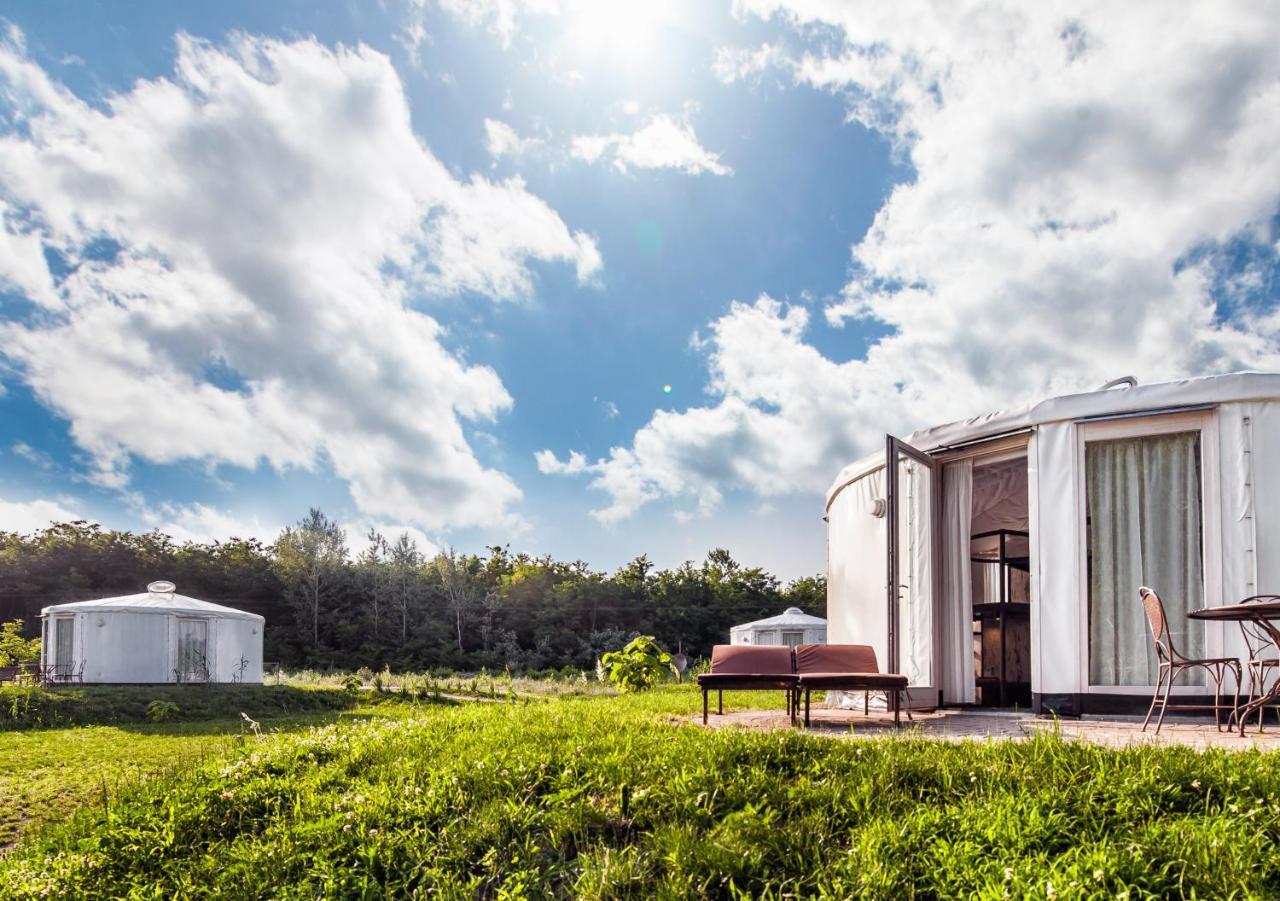Homoki Lodge Bed & Beyond Glamping (Adults Only) Ruzsa Exterior foto